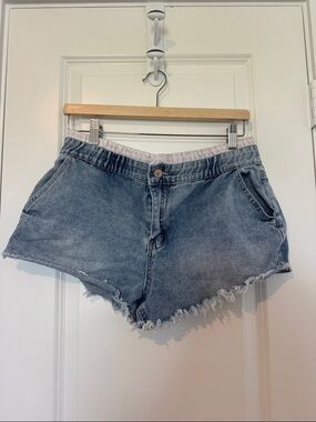Women’s Light Blue Washed Denim Frayed Hem Shorts